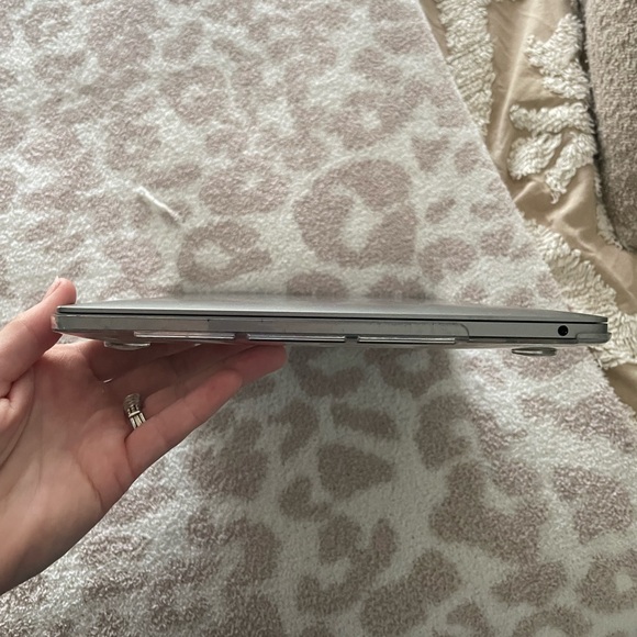 Apple Mac computer - Picture 8 of 12